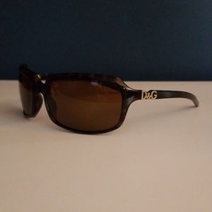 Dolce and Gabbana polarized sunglasses